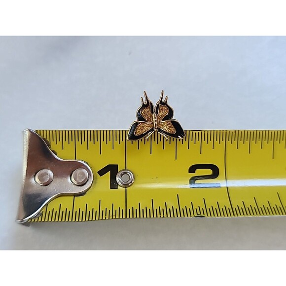 Enamel Butterfly Gold Tone Metal Butterfly Shaped Clip-on Earrings Vintage - Picture 10 of 10